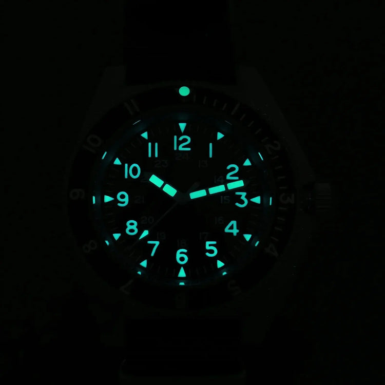 Dives Watch Quartz Movement Sapphire Crystal Inspirational Watches