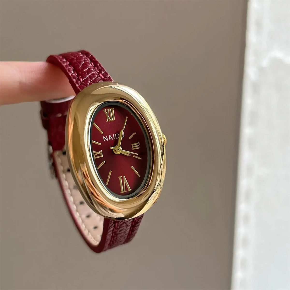 Women’s Oval Quartz Watch Inspirational Watches