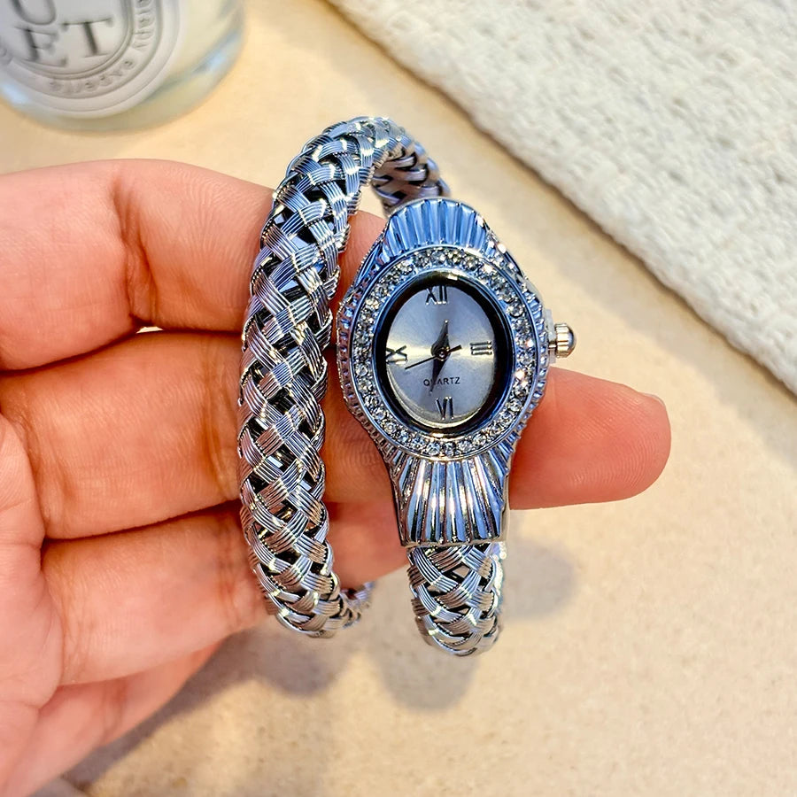 Snake Head Embellished Women&