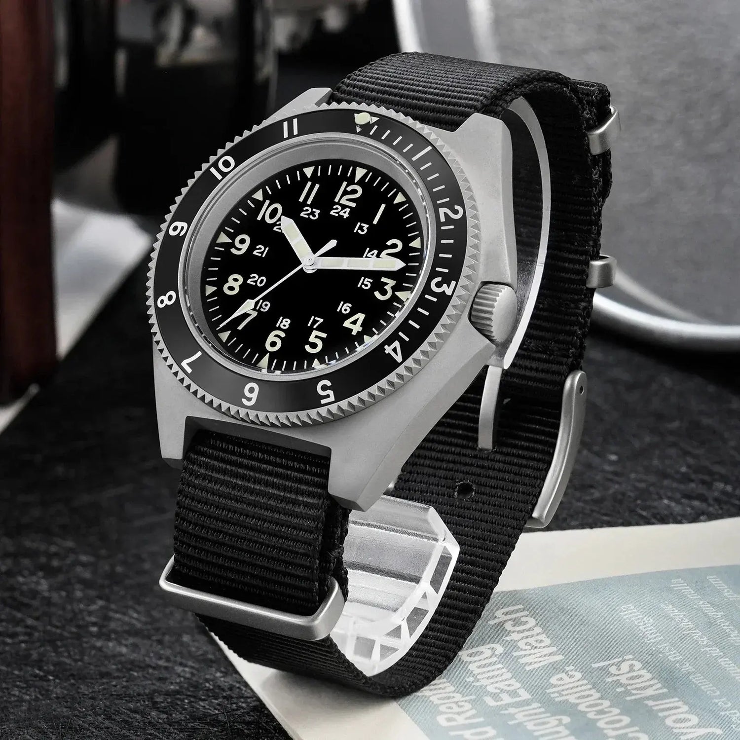 Dives Watch Quartz Movement Sapphire Crystal Inspirational Watches