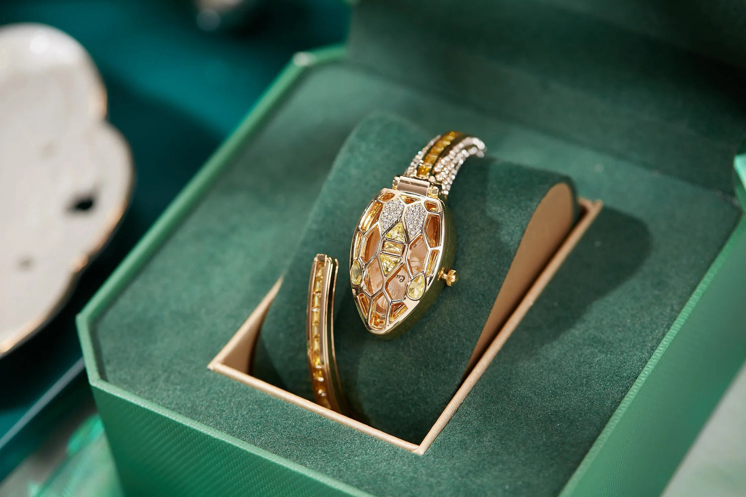 Snake Wrist Watch Women&