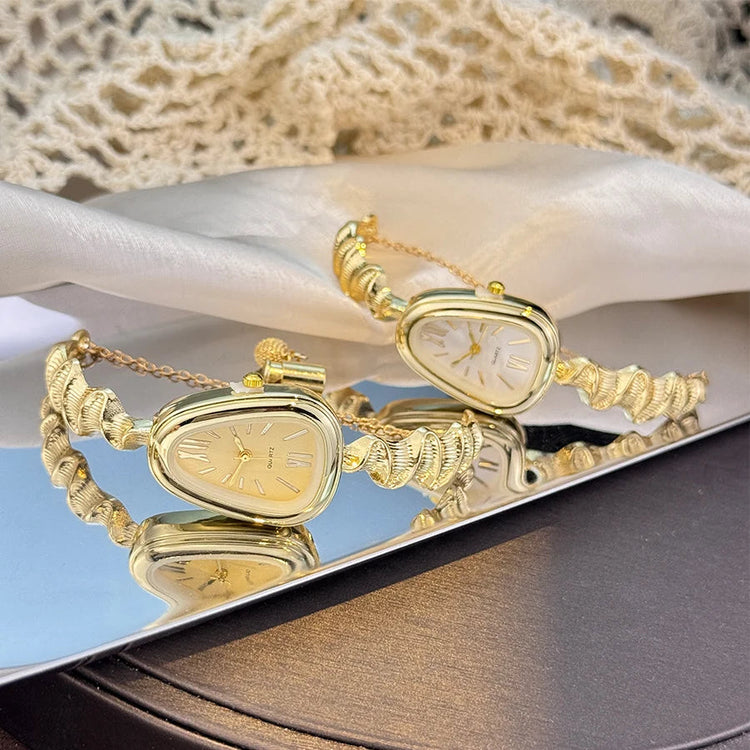Elegant Snake-Shape Ladies Quartz Watch Trendy European And American Style Commute Luxury Roman Numeral Classy Fashion Accessory Inspirational Watches