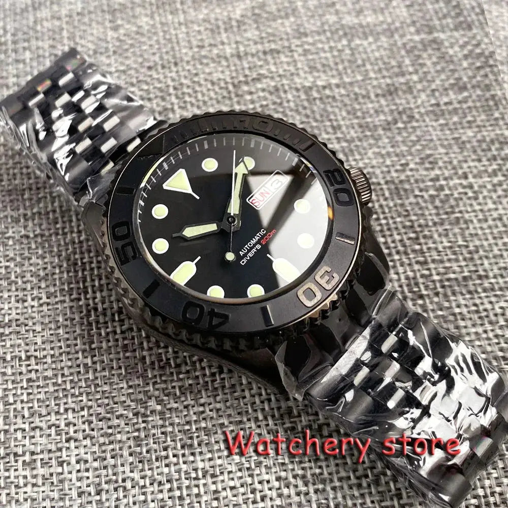 Domed Sapphire Glass NH36 Automatic Movement 200m Waterproof 120 Clicks Black Green Luminous Watch - Inspirational Watches